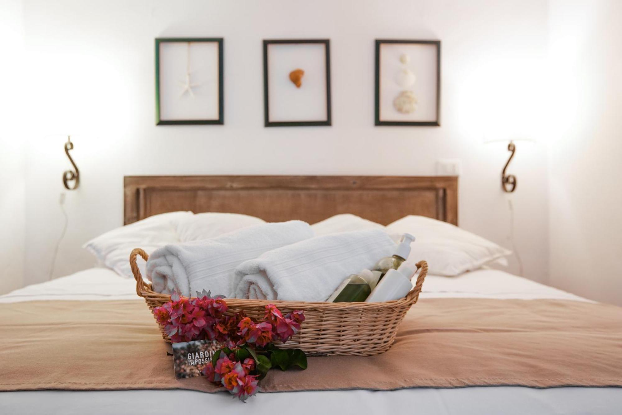 Giardino Dell'Impossibile Di Antonino Campo Apartment Фавиняна Екстериор снимка